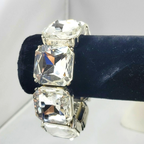 Isaac Mizrahi silver with clear rhinestone bracelet - Picture 5 of 5